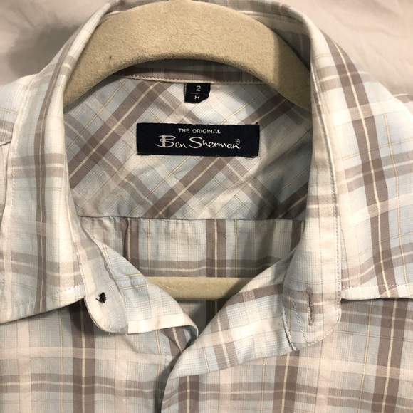 Ben Sherman plaid button down M/2 - Picture 3 of 4